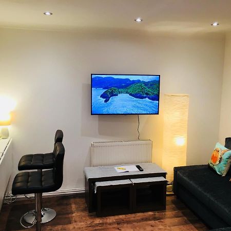 Fountain View 1Br Flat Oxford - Free Parking Apartment Exterior photo